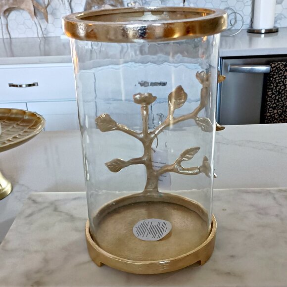 NEW! EXQUISITE CAST METAL RAISED Floral & GLASS CANDLE HOLDER